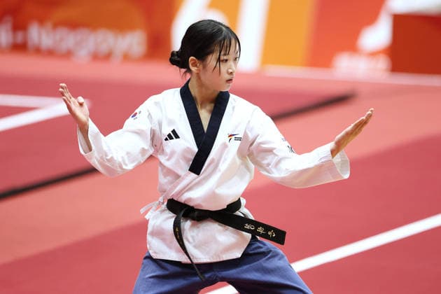 JUNG Haeun (KOR), OCTOBER 1, 2026 - Taekwondo : Womens Individual Poomsae Semifinals Contest at Toyohashi Gymnasium during the Asian Games Aichi-Nagoya 2026 in Aichi, Japan.  aflo_352317194 KenichiroxOganex