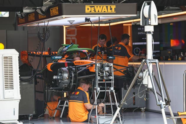 SEPANG, SGR - OCTOBER 01: Team mechanics of McLaren Mastercard F1 Team work on a car ahead of the Formula 1 Gulf Air Bahrain Grand Prix on October 01, 2026 held at Sepang International Circuit in Sepang, Malaysia. (Photo by Hazrin Yeob Men Shah Icon Sportswire) AUTO: OCT 01 F1 Bahrain Grand Prix in Malaysia EDITORIAL USE ONLY Icon3782610010726