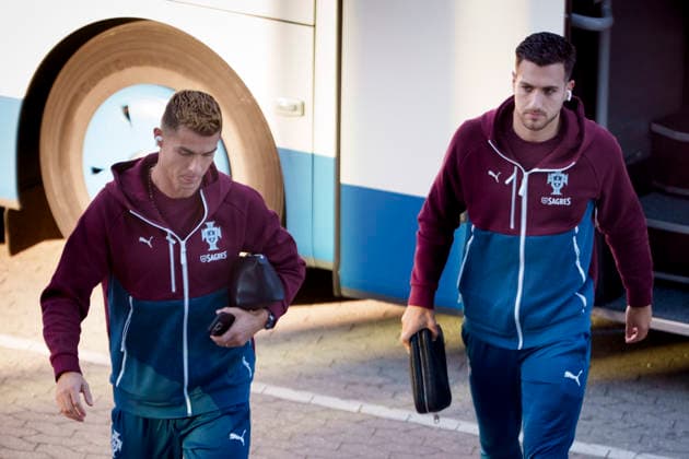 Denmark Nations League Ronaldo Cristiano Ronaldo and Diogo Dalot arrive at Parken Stadium prior to the Nations League match against Denmark in Copenhagen, Denmark, Wednesday, September 30, 2026. (Photo: Liselotte Sabroe Ritzau Scanpix) , Copenhagen Denmark Copyright: Ritzau Scanpix LiselottexSabroex spdk20261001-092855-L