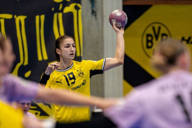 Dortmund, 30.09.2026, Handball, Damen, DHB-Pokal, 2. Runde , BVB Borussia Dortmund - SV Union Halle-Neustadt Iva Mladenovska (BVB, 19) während des Spiels