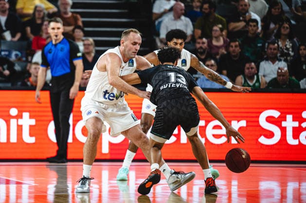 Devin Schmidt (ratiopharm ulm) and Javante McCoy (Balkan Botevgrad) battle for the ball during the BKT EuroCup 2026 2027 match between ratiopharm ulm and Balkan Botevgrad at ratiopharm Arena on September 30, 2026 in Neu Ulm, Germany. (Photo by Harry Langer DeFodi Images) -