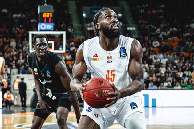 Wena David Okwera (Balkan Botevgrad) and Oluwasimisola Shittu (ratiopharm ulm) battle for the ball during the BKT EuroCup 2026 2027 match between ratiopharm ulm and Balkan Botevgrad at ratiopharm Arena on September 30, 2026 in Neu Ulm, Germany. (Photo by Harry Langer DeFodi Images) -