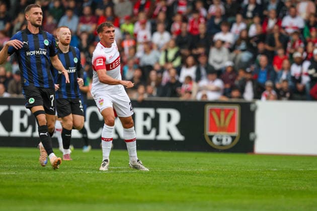 Grischa Proemel (VfB Stuttgart, 21) schaut seinem Schuss zum 2:0 hinterher GER, VfB Stuttgart vs. SpVgg Greuther Fuerth, Fussball, Freundschaftsspiele - Herren, Spielzeit 2026 2027, 01.10.2026 GER, VfB Stuttgart vs. SpVgg Greuther Fuerth, Fussball, Freundschaftsspiele - Herren, Spielzeit 2026 2027, 01.10.2026 Aspach Copyright: xEibner-Pressefoto SoerenxHerwegx EP_SHG