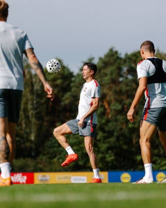 01.10.2026 KEPA, HOTEL BONIFACIO PILKA NOZNA (FOOTBALL) LIGA NARODOW UEFA 2026 - DYWIZJA B OFICJALNA KONFERENCJA I TRENING REPREZENTACJI POLSKI NZ ROBERT LEWANDOWSKI FOTO LUKASZ GROCHALA CYFRASPORT NEWSPIX.PL --- newspix.pl Polish football national team, Nationalteam training and press conference, PK, Pressekonferenz in Kepa near Sochocin POLAND OUT! 