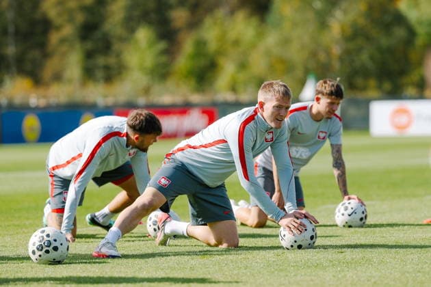 01.10.2026 KEPA, HOTEL BONIFACIO PILKA NOZNA (FOOTBALL) LIGA NARODOW UEFA 2026 - DYWIZJA B OFICJALNA KONFERENCJA I TRENING REPREZENTACJI POLSKI NZ KAROL SWIDERSKI FOTO LUKASZ GROCHALA CYFRASPORT NEWSPIX.PL --- newspix.pl Polish football national team, Nationalteam training and press conference, PK, Pressekonferenz in Kepa near Sochocin POLAND OUT! 