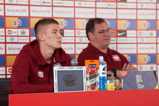 Kepa kolo Sochocina 01.10.2026 Konferencja prasowa reprezentacji Polski - - - Polish football national team, Nationalteam press conference, PK, Pressekonferenz in Kepa near Sochocin Wiktor Nowak trener reprezentacji Polski Jan Urban Fot. Marcin Solarz FotoPyk NEWSPIX.PL --- newspix.pl POLAND OUT! 