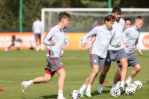 Kepa kolo Sochocina 01.10.2026 Trening reprezentacji Polski - - - Polish football national team, Nationalteam training session in Kepa near Sochocin Wojciech Monka Piotr Zielinski. Przemyslaw Wisniewski Fot. Marcin Solarz FotoPyk NEWSPIX.PL --- newspix.pl POLAND OUT! 