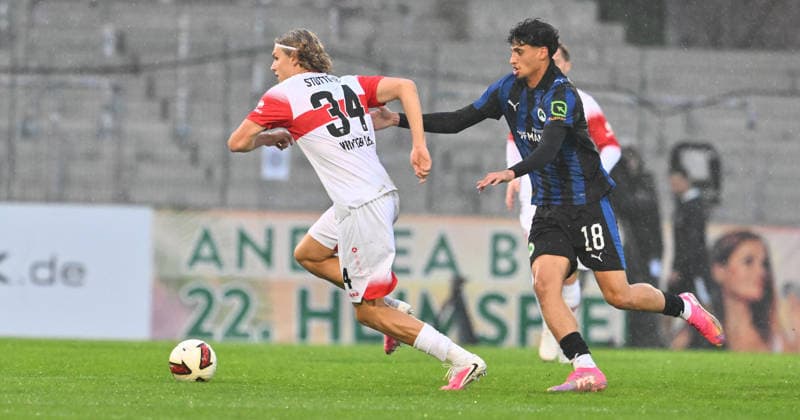 01.10.2026 - Fussball - Saison 2026 2027 - Testspiel Freundschaftsspiel Vorbereitungsspiel - VfB Stuttgart - SpVgg Greuther Fürth ( Kleeblatt ) - - Sportfoto Zink - xwoxzix - regulations prohibit any use of photographs as image sequences and or quasi-video - only for editorial use - Tim van der Leij (34, VfB Stuttgart ) Omar Megeed (18, SpVgg Greuther Fürth )