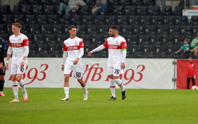 01.10.26 VfB Stuttgart - SpVgg Greuther Fürth Deutschland, Großaspach, 01.10.2026, Fussball, Bundesliga, Saison 2026 2027, Testspiel, VfB Stuttgart - SpVgg Greuther Fürth: Deniz Undav (VfB Stuttgart); Jubel Tor 1:0 Undav.