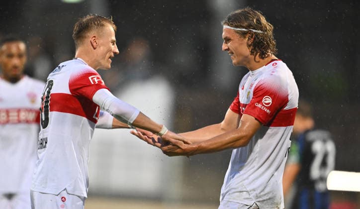 01.10.2026 - Fussball - Saison 2026 2027 - Testspiel Freundschaftsspiel Vorbereitungsspiel - VfB Stuttgart - SpVgg Greuther Fürth ( Kleeblatt ) - - Sportfoto Zink - xwoxzix - regulations prohibit any use of photographs as image sequences and or quasi-video - only for editorial use - Torjubel Jubel Freude nach Treffer Tor Torschuß zum 4:0 durch Tim van der Leij (34, VfB Stuttgart ) - Chris Führich (10, VfB Stuttgart ) Tim van der Leij (34, VfB Stuttgart )