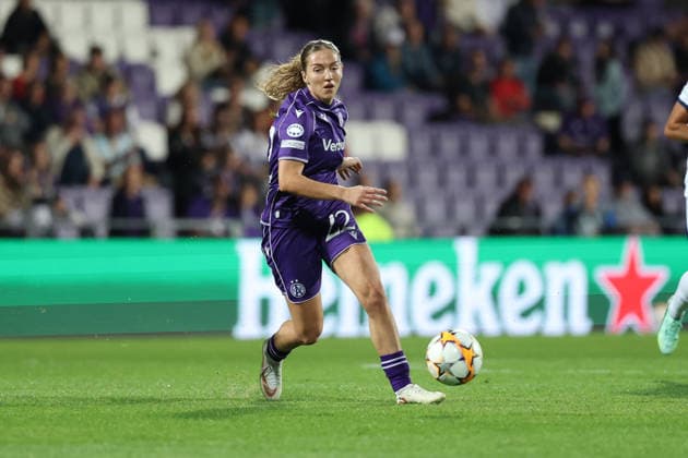 FK Austria Wien v FC Internazionale Milano - UEFA Women s Champions League 26 27 MD2 Modesta Uka of FK Austria Wien in action during the UEFA Women s Champions League Matchday 2 match between FK Austria Wien and FC Internazionale Milano at Franz-Horr-Stadion on October 1, 2026 in Vienna, Austria. Vienna Franz-Horr-Stadion Austria Copyright: xYigitxOerme PSxImagesxYigitxOerme PSxImagesx