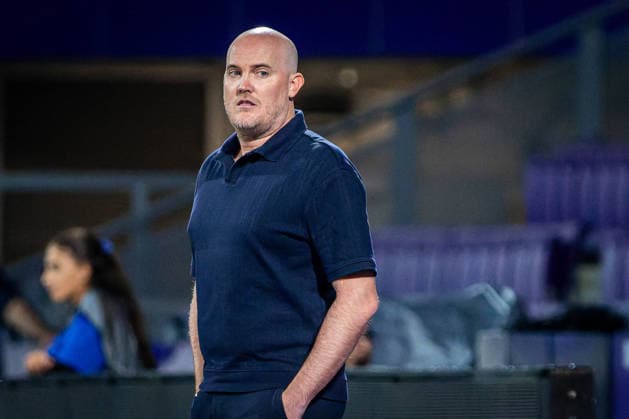 SOCCER - WCL, A.Wien vs Inter VIENNA,AUSTRIA,01.OCT.26 - SOCCER - UEFA Women s Champions League, FK Austria Wien vs FC Internationale Milano. Image shows head coach Stefan Kenesei (A.Wien).  GEPAxpictures xKevinxHackner