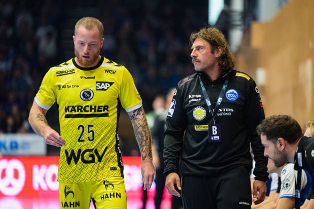 Sebastian Hinze (ThSV Eisenach, Trainer), Patrick Zieker (TVB Stuttgart, 25) GER, ThSV Eisenach gegen TVB Stuttgart, 1. Opel Handballbundesliga, Handball, 7. Spieltag, Saison 2026 2027, 19.00 Uhr, 01.10.2026 GER, ThSV Eisenach gegen TVB Stuttgart, 1. Opel Handballbundesliga, Handball, 7. Spieltag, Saison 2026 2027, 19.00 Uhr, 01.10.2026 Eisenach Copyright: xMartinxHerbstx