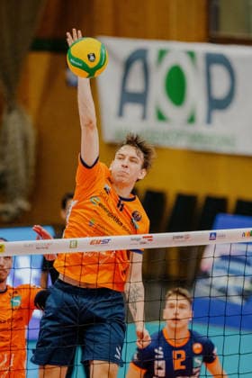 VOLLEYBALL - Coppa Pallavolo Senza Confini HARTBERG,AUSTRIA,01.OCT.26 - VOLLEYBALL - Coppa Pallavolo Senza Confini, VfB Friedrichshafen vs ACH Volley Ljubljana. Image shows Jost Krzic (Ljubljana).  GEPAxpictures xRomanxKoenigshofer