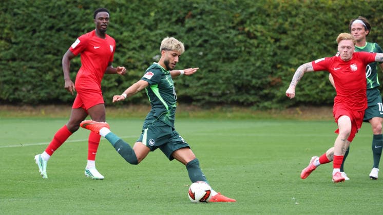 VfL vs Havelse, Testspiel Wolfsburg, 01.10.2026, Fußball, Herren, Saison 2026 2027, Testspiel, VfL Wolfsburg vs. TSV Havelse, Muhammed Damar (VfL Wolfsburg) Deutschland
