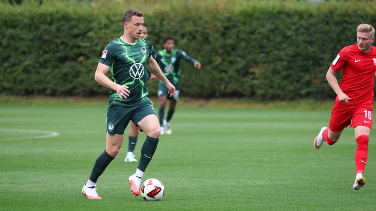 VfL vs Havelse, Testspiel Wolfsburg, 01.10.2026, Fußball, Herren, Saison 2026 2027, Testspiel, VfL Wolfsburg vs. TSV Havelse, Yannick Gerhardt (VfL Wolfsburg) Deutschland