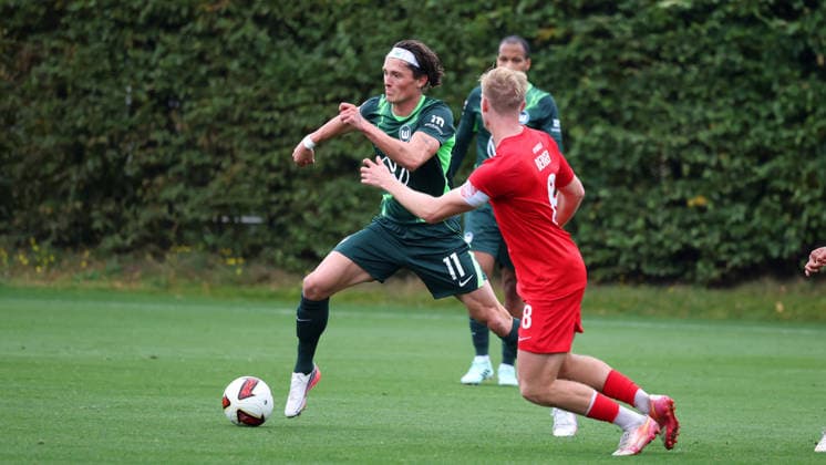 VfL vs Havelse, Testspiel Wolfsburg, 01.10.2026, Fußball, Herren, Saison 2026 2027, Testspiel, VfL Wolfsburg vs. TSV Havelse, Fabian Reese (VfL Wolfsburg) Deutschland