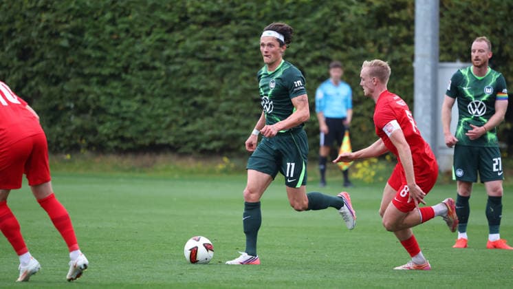 VfL vs Havelse, Testspiel Wolfsburg, 01.10.2026, Fußball, Herren, Saison 2026 2027, Testspiel, VfL Wolfsburg vs. TSV Havelse, Fabian Reese (VfL Wolfsburg) Deutschland