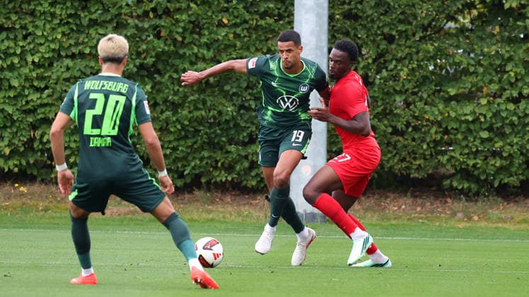 VfL vs Havelse, Testspiel Wolfsburg, 01.10.2026, Fußball, Herren, Saison 2026 2027, Testspiel, VfL Wolfsburg vs. TSV Havelse, Robert Glatzel (VfL Wolfsburg) Deutschland