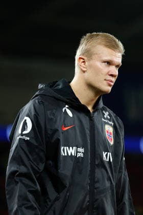 Cardiff, Wales, 1st October 2026. Erling Haaland of Norway walks out before the Wales vs Norway UEFA Nations League match at the Cardiff City Stadium, Cardiff. Picture credit should read: Cody Froggatt Sportimage EDITORIAL USE ONLY. No use with unauthorised audio, video, data, fixture lists, club league logos or live services. Online in-match use limited to 120 images, no video emulation. No use in betting, games or single club league player publications. SPI_020_CF_WALES_NORWAY SPI-5050-0020