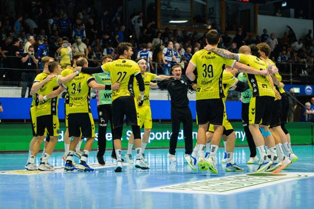 Jubel des TVB zum Abpfiff. GER, ThSV Eisenach gegen TVB Stuttgart, 1. Opel Handballbundesliga, Handball, 7. Spieltag, Saison 2026 2027, 19.00 Uhr, 01.10.2026 GER, ThSV Eisenach gegen TVB Stuttgart, 1. Opel Handballbundesliga, Handball, 7. Spieltag, Saison 2026 2027, 19.00 Uhr, 01.10.2026 Eisenach Copyright: xMartinxHerbstx