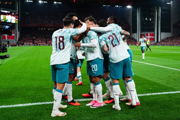 Torjubel Portugal nach Tor zum 0:1 Joao Cancelo (Portugal, 20) DEN, Dänemark vs. Portugal, Fußball, UEFA Nations League A, Gruppe 4, Spieltag 03, Saison 2026 2027, 01.10.2026 DEN, Dänemark vs. Portugal, Fußball, UEFA Nations League A, Gruppe 4, Spieltag 03, Saison 2026 2027, 01.10.2026 Kopenhagen Copyright: xEibner-Pressefoto MarcelxvonxFehrnx EP_MFN
