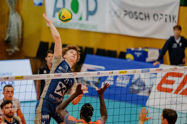 VOLLEYBALL - Coppa Pallavolo Senza Confini HARTBERG,AUSTRIA,01.OCT.26 - VOLLEYBALL - Coppa Pallavolo Senza Confini, TSV Hartberg vs Verona Volley. Image shows Richard Hensel (Hartberg).  GEPAxpictures xRomanxKoenigshofer
