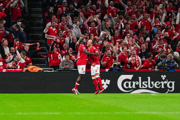 Torjubel Dänemark nach Tor zum 1:1 Mikkel Damsgaard (Dänemark, 14) DEN, Dänemark vs. Portugal, Fußball, UEFA Nations League A, Gruppe 4, Spieltag 03, Saison 2026 2027, 01.10.2026 DEN, Dänemark vs. Portugal, Fußball, UEFA Nations League A, Gruppe 4, Spieltag 03, Saison 2026 2027, 01.10.2026 Kopenhagen Copyright: xEibner-Pressefoto MarcelxvonxFehrnx EP_MFN