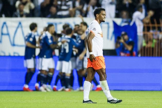 THESSALONIKI - JurriÃ«n Timber of the Netherlands reacts after falling 0-1 behind during the UEFA Nations League match between Greece and the Netherlands at Toumba Stadium on October 1, 2026, in Greece. KOEN VAN WEEL ANP xVIxANPxSportx xxANPxIVx 571090709 originalFilename: 571090709.jpg