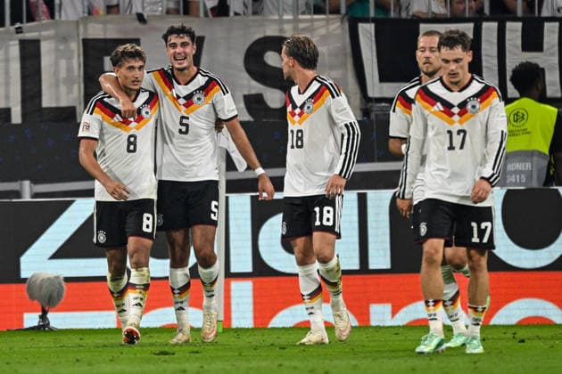 Tom Bischof (Deutschland 8) jubelt nach dem Tor zum 1:0 mit der Mannschaft 01.10.2026 ¢ Fussball ¢ Nations League ¢ Deutschland vs Serbien, Allianz Arena, München Muenchen, Bayern Germany