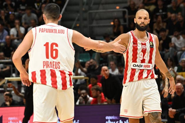 Virtus Bologna v Olympiacos Piraeus - Euroleague 2026 2027 Evan Fournier of Olympiacos Piraeus Basketball plays during the EuroLeague Basketball Championship 2026 2027, Matchday 3 of the Regular Season game between Virtus Bologna and Olympiacos Piraeus at PalaDozza in Bologna, Italy, on October 1, 2026. Bologna Italy  Copyright: xRobertoxTommasinix originalFilename:tommasini-virtusbo261001_npO4i.jpg