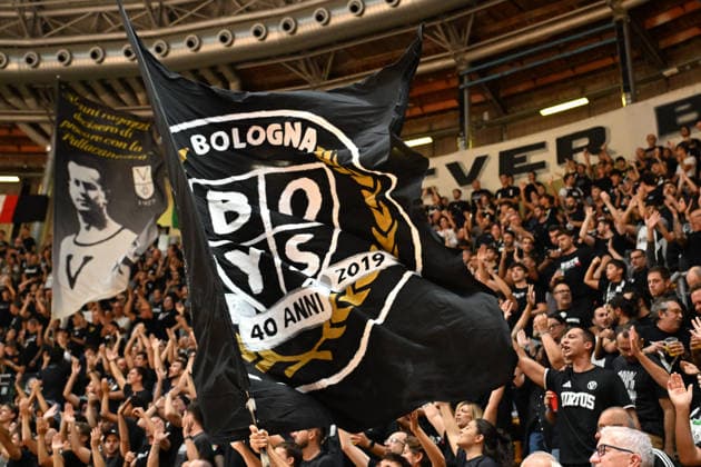 Virtus Bologna v Olympiacos Piraeus - Euroleague 2026 2027 Supporters of Virtus Bologna cheer during the EuroLeague Basketball Championship 2026 2027, Matchday 3 of the regular season game between Virtus Bologna and Olympiacos Piraeus at PalaDozza in Bologna, Italy, on October 1, 2026. Bologna Italy  Copyright: xRobertoxTommasinix originalFilename:tommasini-virtusbo261001_npOFD.jpg