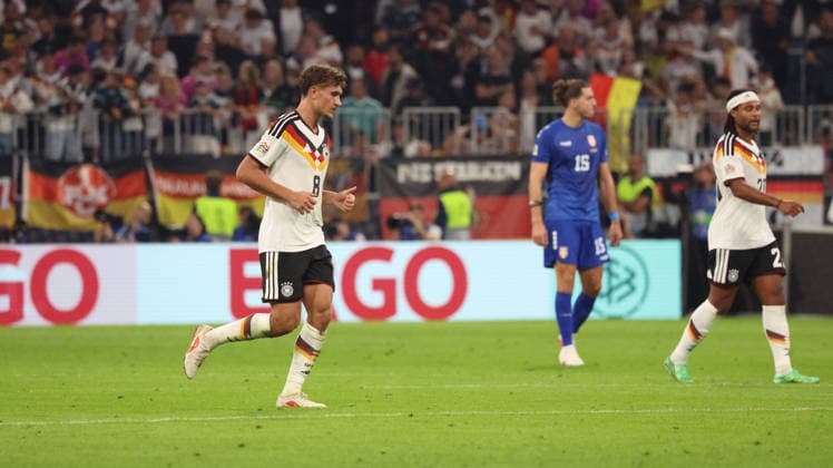 01.10.2026, xrekx, Fussball UEFA Nations League, Deutschland - Serbien v.l. Serge Gnabry (Deutschland) München