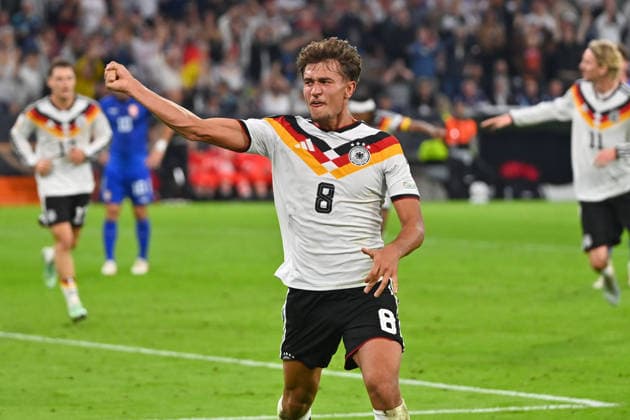 Torjubel Tom BISCHOF (GER) nach Tor zum 1-0, Jubel,Freude,Begeisterung,Aktion, Fussball Nations League Gruppenphase, Gruppe B, 3.Spieltag Deutschland (GER) - Serbien (SRB) am 01.10.2026 , ALLIANZ ARENA