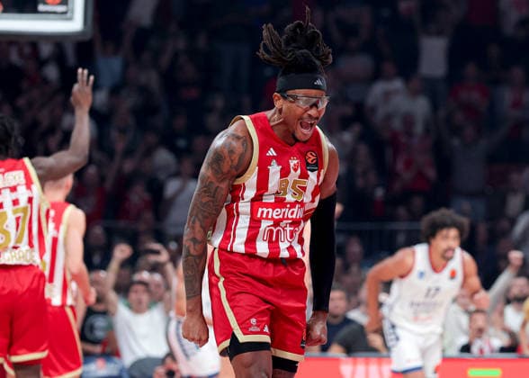 Crvena Zvezda v Efes, Euroleague, season 2026 2027, round 3 Belgrade, Serbia. 1th Oct, 2026. Crvena Zvezda s Chima Moneke during Euroleague basketball match between Crvena Zvezda (Red Star) and Anadolu Efes Istanbul on October 1. 2026. in Belgrade, Serbia. Belgrade Serbia Copyright: xPedjaxMilosavljevic STARSPORTx x2026x