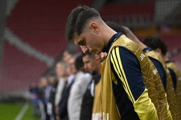 SOCCER - UEFA Nations League - Israel vs. Kosovo Photo by IPA ABACAPRESS.COM89189496 - The Kosovo bench with heads bowed in protest over the Palestinian victims during the Nations League, Matchday 3, League B, Group B3, between Israel and Kosovo on October 1, 2026, at Nagyerdei Stadium in Debrecen, Hungary Haifa Israel  Copyright: xIPAxSport ABACAx