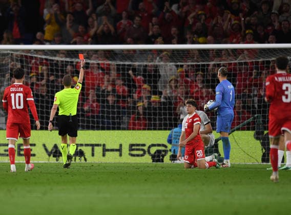 Cardiff, Wales, October 1st 2026 Torbjorn Heggem of Norway is given a red card during the 2027 UEFA Nations league-league phase-Group A4 between Wales and Norway at Cardiff City stadium (Photo by Jeff Thomas Sports Press Photo) Copyright: xJeffxThomas SportsxPressxPhotox Sportspressphoto_SPR243446