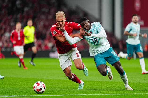 Adam Daghim (Dänemark, 08), Nuno Mendes (Portugal, 19) DEN, Dänemark vs. Portugal, Fußball, UEFA Nations League A, Gruppe 4, Spieltag 03, Saison 2026 2027, 01.10.2026 DEN, Dänemark vs. Portugal, Fußball, UEFA Nations League A, Gruppe 4, Spieltag 03, Saison 2026 2027, 01.10.2026 Kopenhagen Copyright: xEibner-Pressefoto MarcelxvonxFehrnx EP_MFN