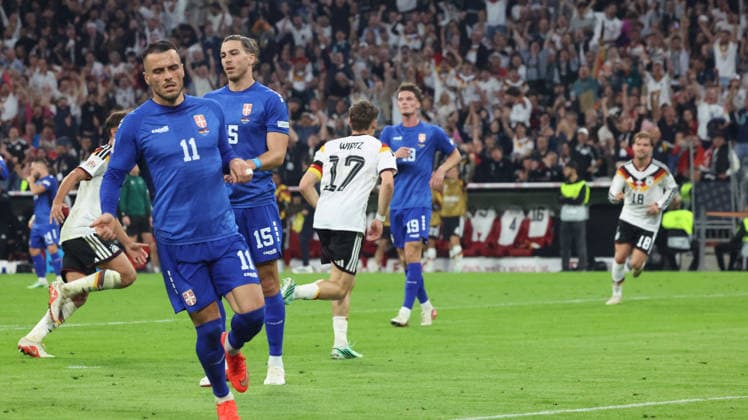 01.10.2026, xrekx, Fussball UEFA Nations League, Deutschland - Serbien v.l. Florian Wirtz (Deutschland) erzielt das Tor, Treffer, scores the goal zum 2:0 München