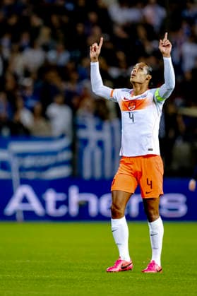 THESSALONIKI - Nederland defender Virgil van Dijk celebrates his goal during the UEFA Nations League match between Griekenland and Nederland at Toumba Stadion on 1 October 2026 in Thessaloniki, Griekenland. (Photo by DeFodi Images) -