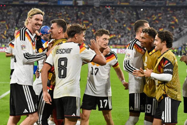 Florian Wirtz (Deutschland 17) jubelt nach dem Tor zum 2:0 mit der Mannschaft 01.10.2026 ¢ Fussball ¢ Nations League ¢ Deutschland vs Serbien, Allianz Arena, München Muenchen, Bayern Germany