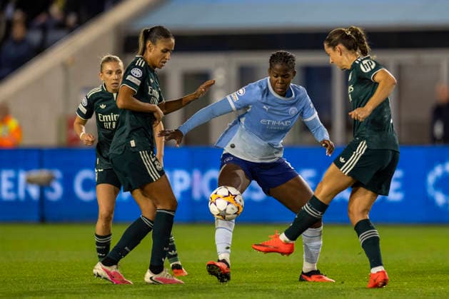 RECORD DATE NOT STATED 1st October 2026; Joie Stadium, Manchester, England; UEFA Womens Champions League Football, Manchester City versus Real Madrid; Khadija Shaw of Manchester City Women under pressure TimxWilliams