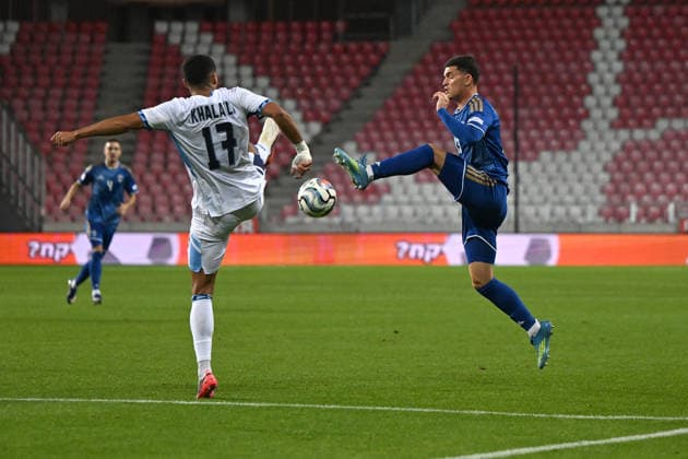 SOCCER - UEFA Nations League - Israel vs. Kosovo Photo by IPA ABACAPRESS.COM89192447 - Anan Khalaili (Israel) against Dion Gallapeni (Kosovo) during the Nations League, Matchday 3, League B, Group B3, between Israel and Kosovo on October 1, 2026, at Nagyerdei Stadium in Debrecen, Hungary Haifa Israel  Copyright: xIPAxSport ABACAx
