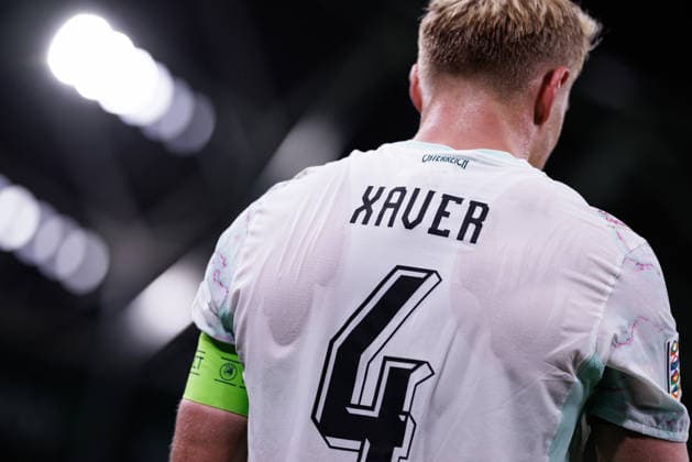 SOCCER - NL, IRL vs AUT DUBLIN,IRELAND,01.OCT.26 - SOCCER - UEFA Nations League, OEFB international match, Länderspiel, Nationalmannschaft Ireland vs Austria. Image shows Xaver Schlager (AUT).  GEPAxpictures xArminxRauthner