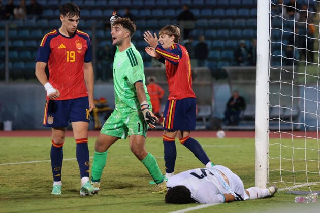 San Marino v Spain - UEFA European Championship, EM, Europameisterschaft Qualifying - Season 2026-2027 1st October 2026, Serravalle, San Marino, San Marino v Spain UEFA European Championship 2027 Qualifying match, Season 2026-2027. Carlos Espi of Spain looks on as Pietro Amici of San Marino appeals to the match officals as Jesus Rodriguez of Spain reacts following a clash with Bartolomeo Riggioni of San Marino during the match. Picture credit should read: Jonathan Moscrop Serravalle San Marino Stadium San Marino