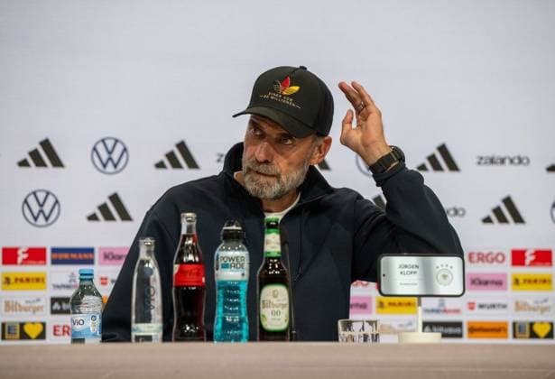 Fußball, Herren, Saison 2026 27, UEFA Nations League (Liga A, Gruppe 2, 3. Spieltag) in München, Deutschland - Serbien (2:0), Bundestrainer Jürgen Klopp (Deutschland), 01.10.2026, Copyright: xMatthiasxKochx