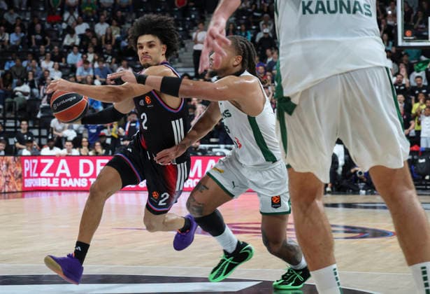 BASKET BALL : Paris Basket Vs Zalgiris Kaunas - Euroligue - 01 10 2026 Nadir Hifi (Paris) Vs Carsen Edwards (Zalgiris Kaunas) ParisFrance  Copyright: xMichaelxBaucherx