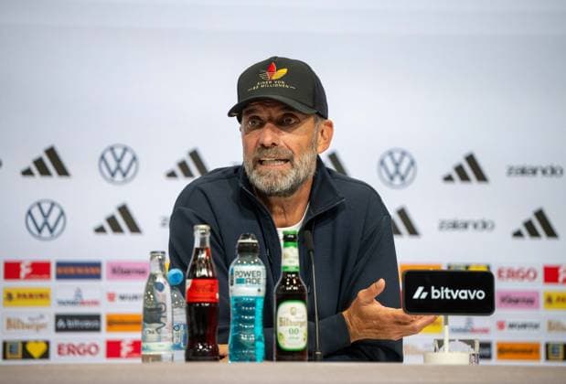 Fußball, Herren, Saison 2026 27, UEFA Nations League (Liga A, Gruppe 2, 3. Spieltag) in München, Deutschland - Serbien (2:0), Bundestrainer Jürgen Klopp (Deutschland), 01.10.2026, Copyright: xMatthiasxKochx