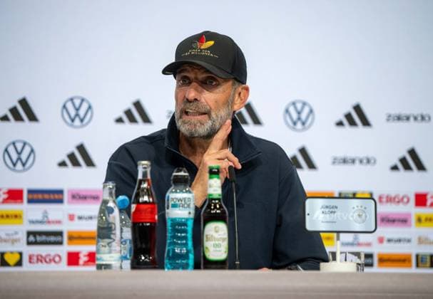 Fußball, Herren, Saison 2026 27, UEFA Nations League (Liga A, Gruppe 2, 3. Spieltag) in München, Deutschland - Serbien (2:0), Bundestrainer Jürgen Klopp (Deutschland), 01.10.2026, Copyright: xMatthiasxKochx