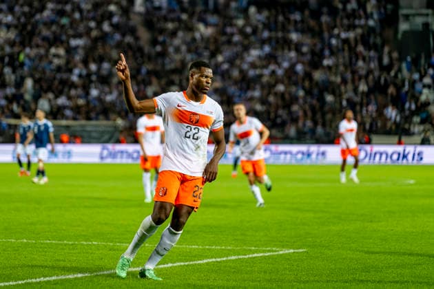 THESSALONIKI - Nederland defender Denzel Dumfries during the UEFA Nations League match between Griekenland and Nederland at Toumba Stadion on 1 October 2026 in Thessaloniki, Griekenland. (Photo by DeFodi Images) -